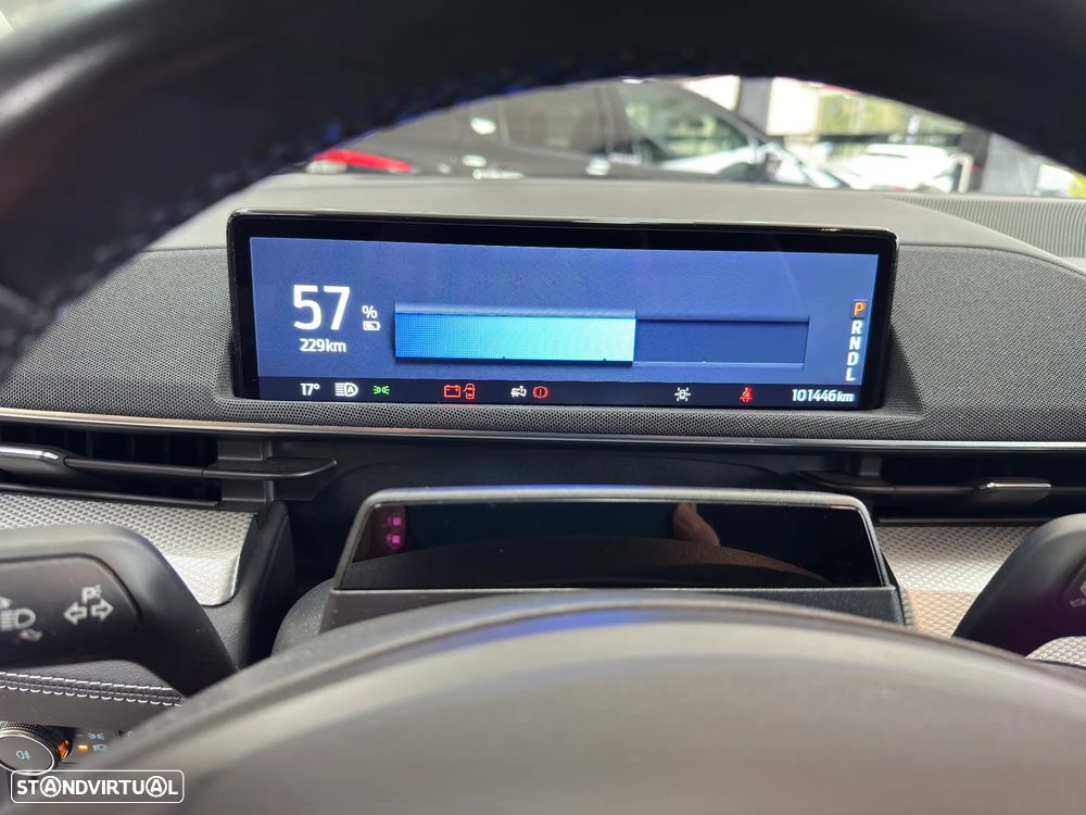 Ford Mustang Mach-E AWD PREMIUM - 12