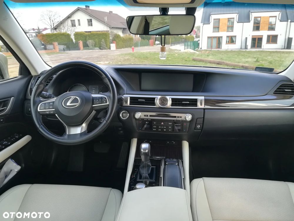 Lexus GS - 24
