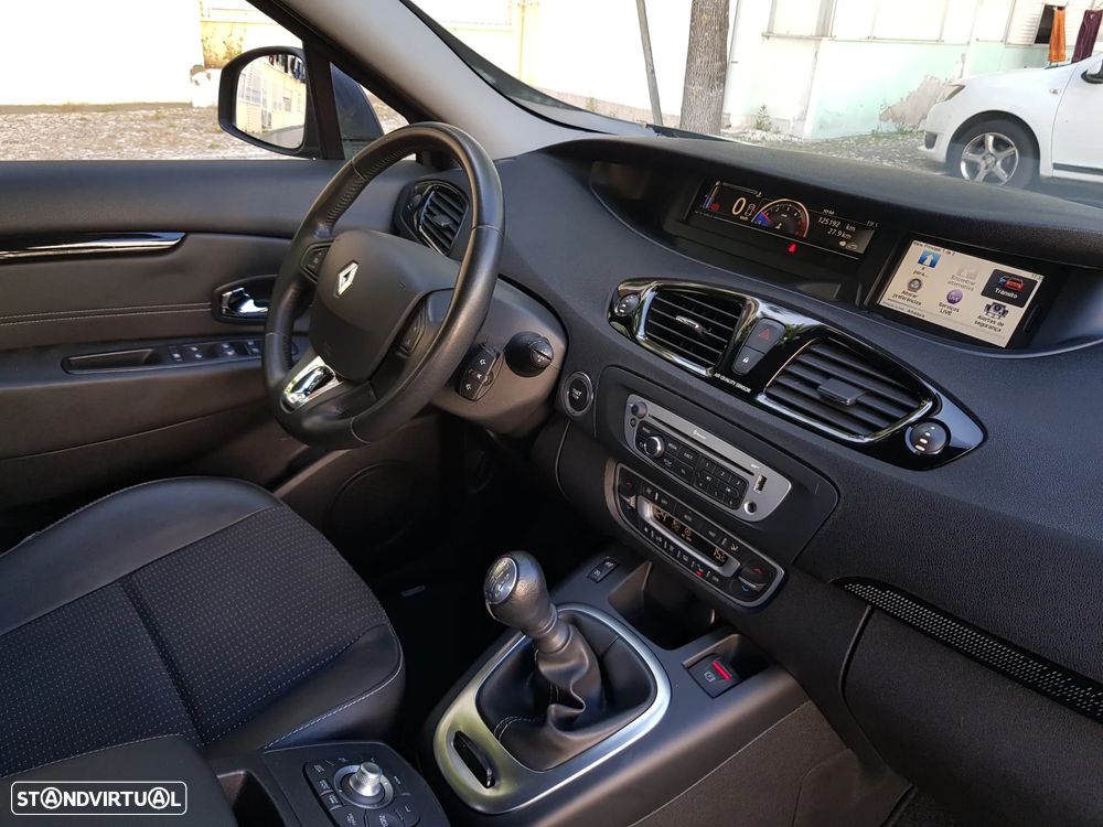 Renault Scénic 1.5 dCi Exclusive SS - 50