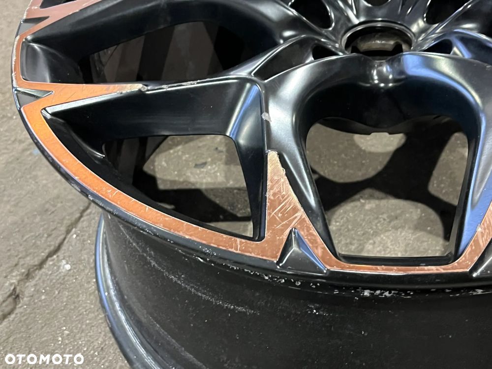 Felga Seat Cupra Formentor 8,5J x 20 ET 40 5FF601025M 1szt. - 2