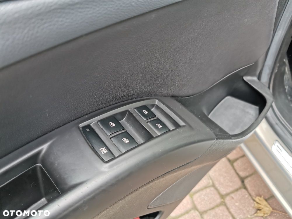 Opel Meriva 1.4 Innovation - 25