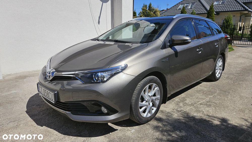 Toyota Auris Hybrid 135 Prestige - 3