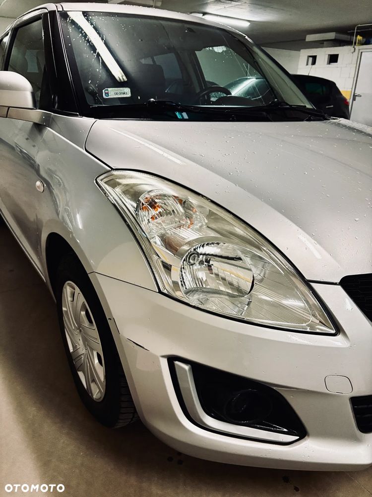 Suzuki Swift - 4