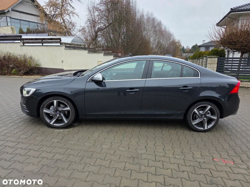 Volvo S60 D4 Geartronic Summum - 4