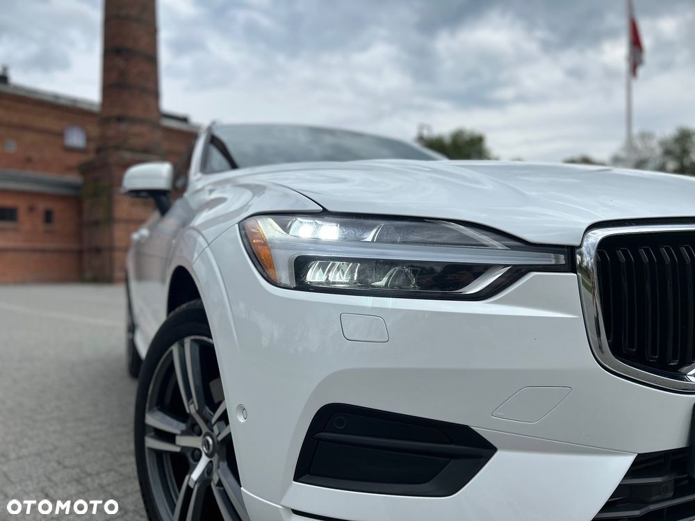 Volvo XC 60 T5 AWD Geartronic Momentum - 39