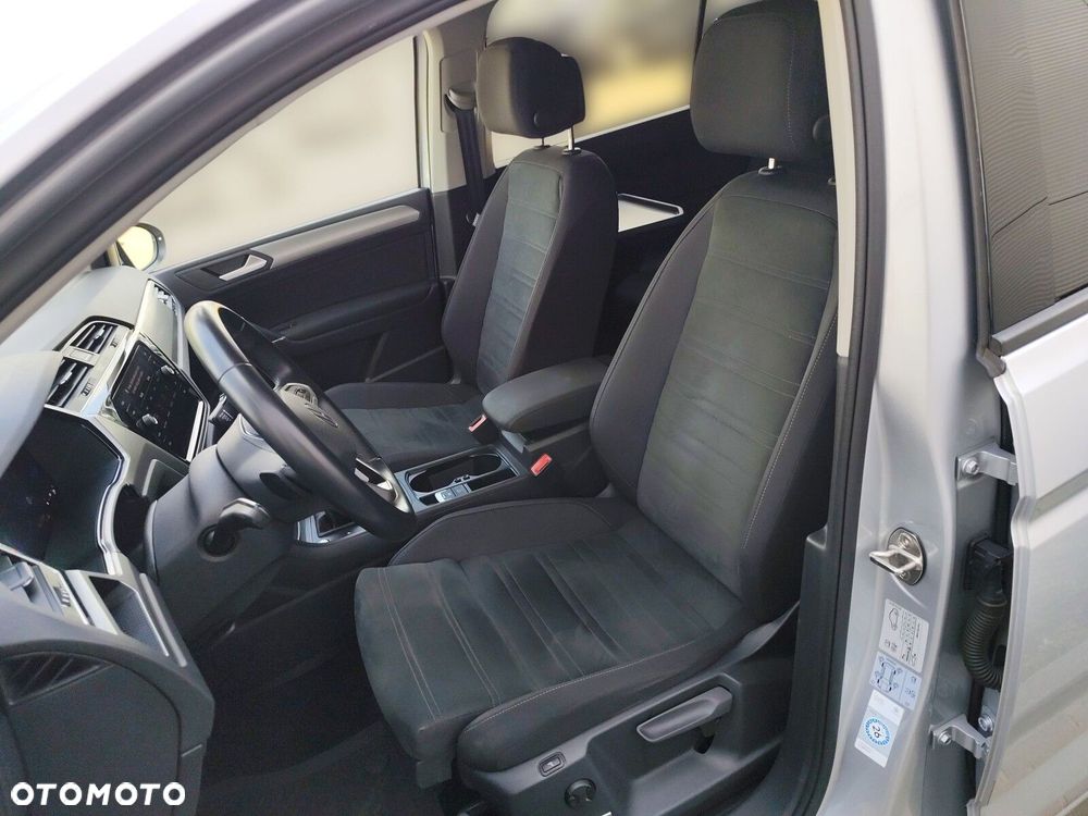 Volkswagen Touran 2.0 TDI BMT Comfortline DSG - 11