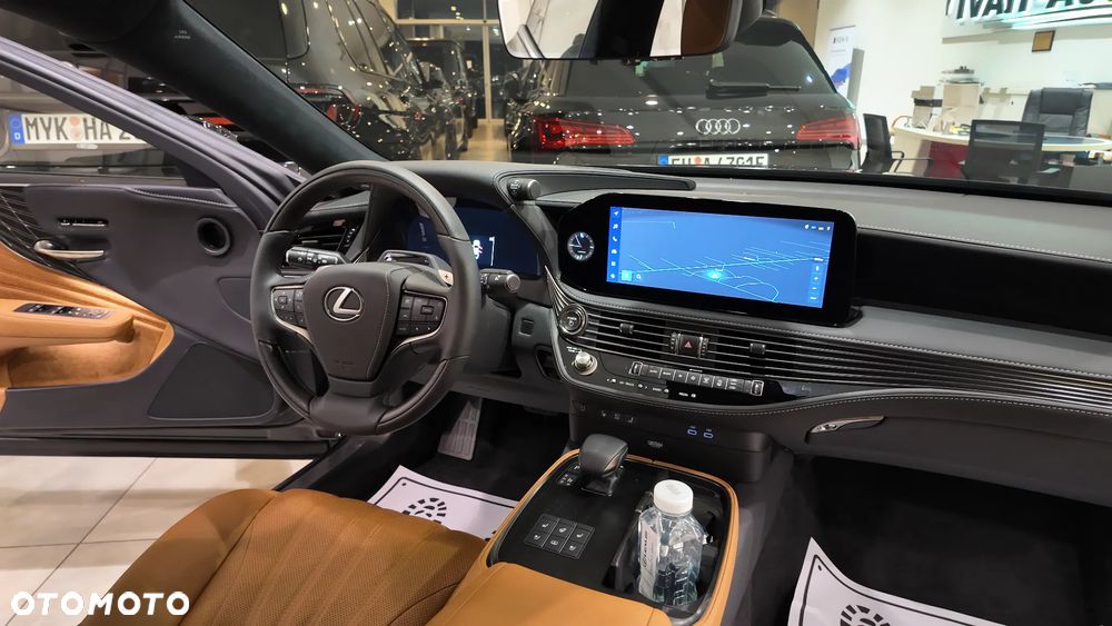 Lexus LS 500h Omotenashi AWD - 36