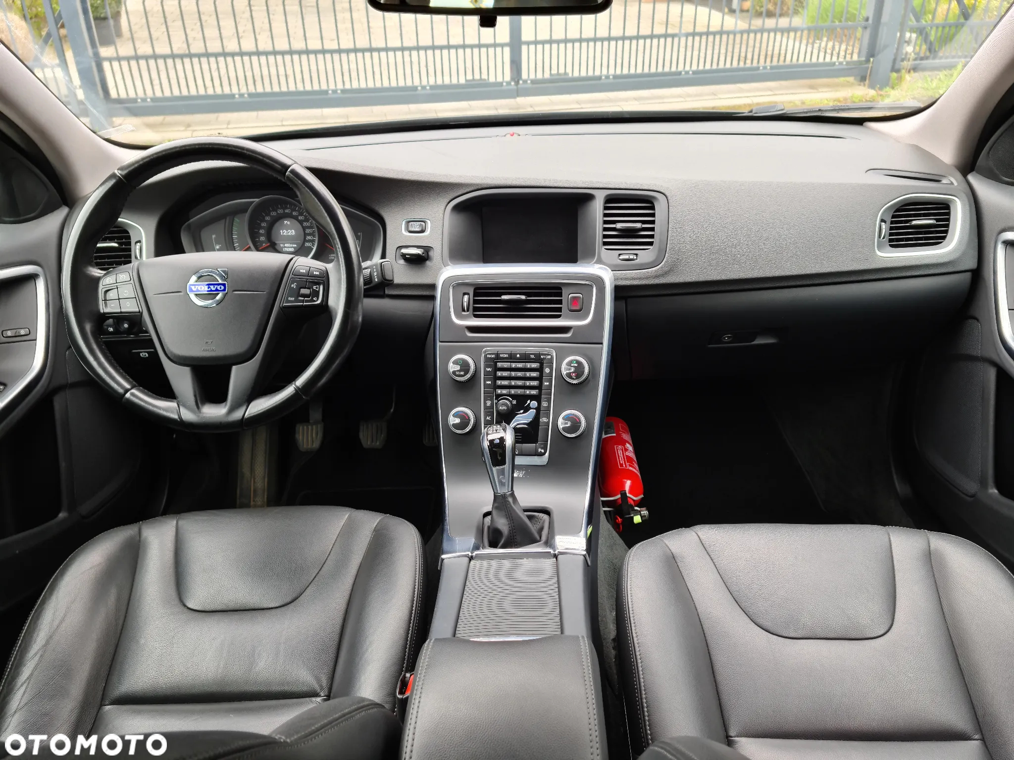 Volvo S60 D3 Momentum - 35