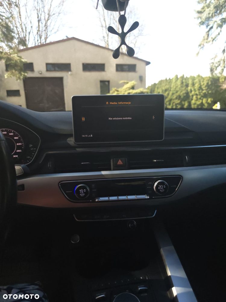 Audi A4 Limousine 2.0 TDI ultra S tronic - 6