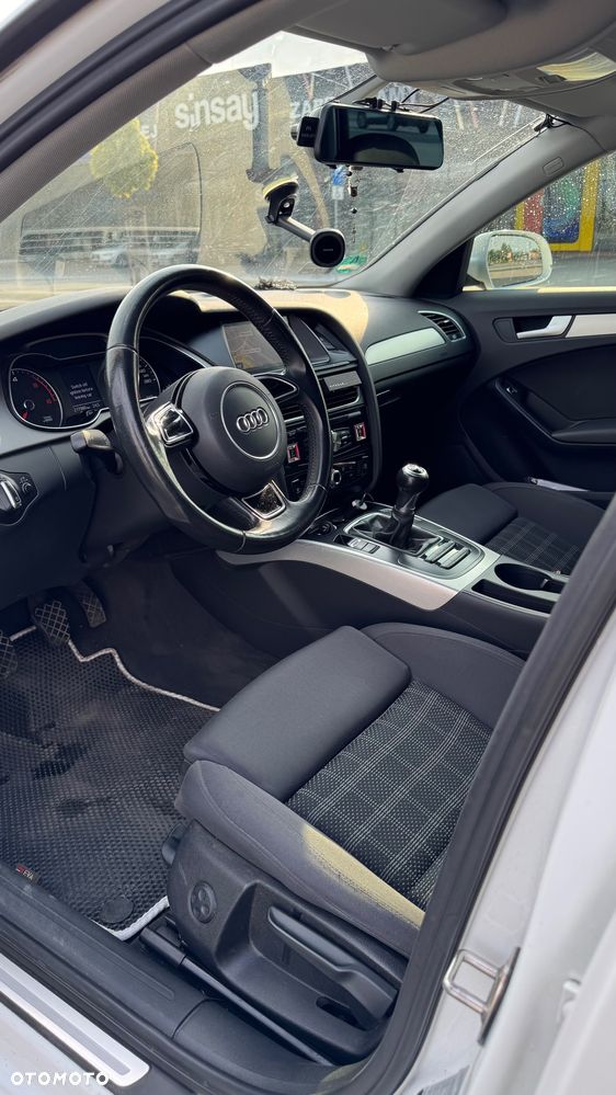 Audi A4 Avant 2.0 TDI - 11