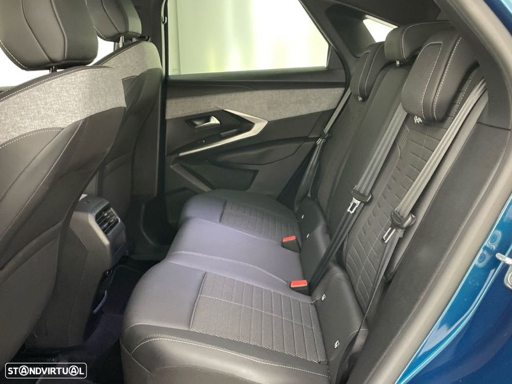 Peugeot 3008 1.2 Hybrid Allure e-DCS6 - 12