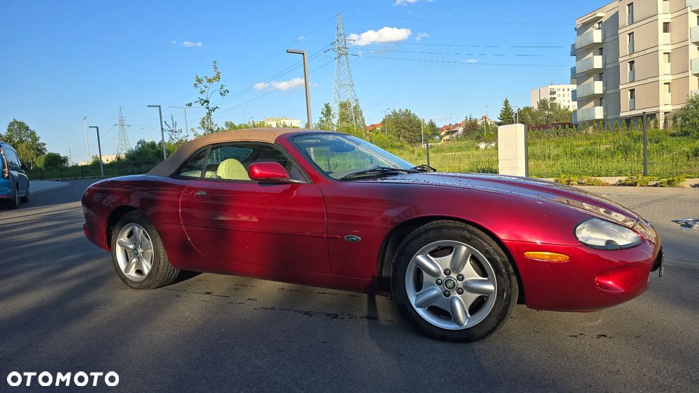 Jaguar XK8 - 3