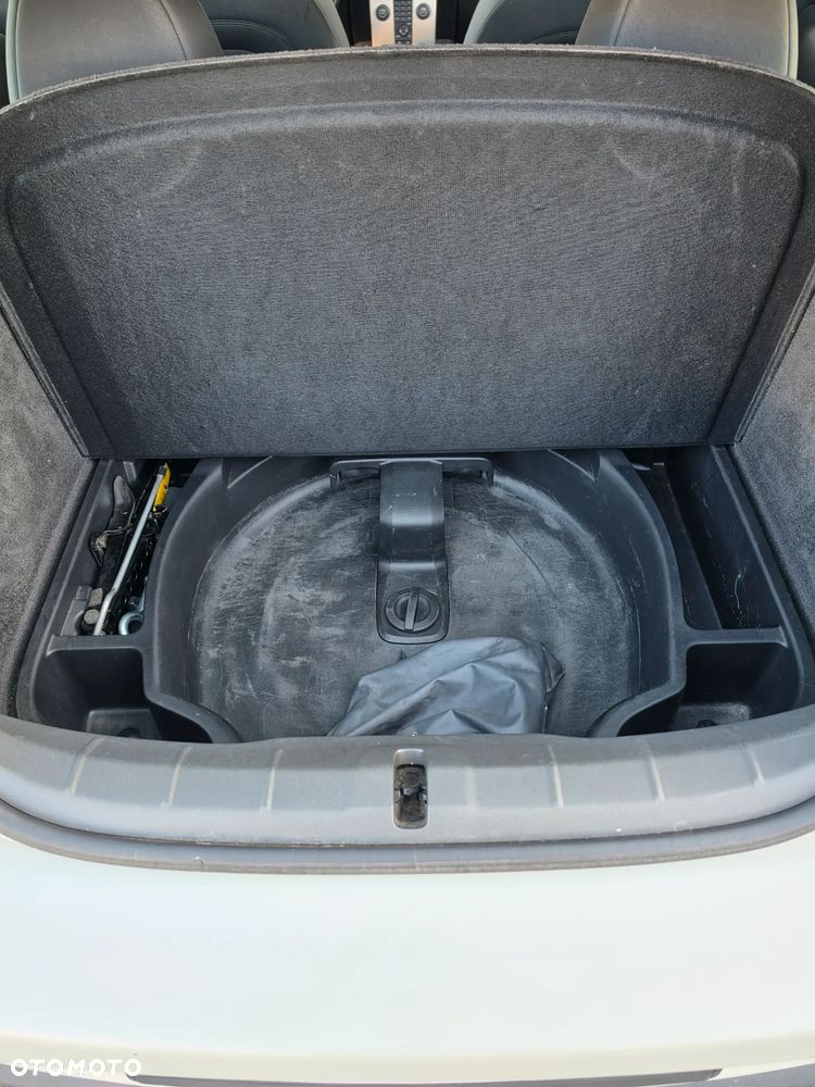 Volvo C30 1.6D - 11