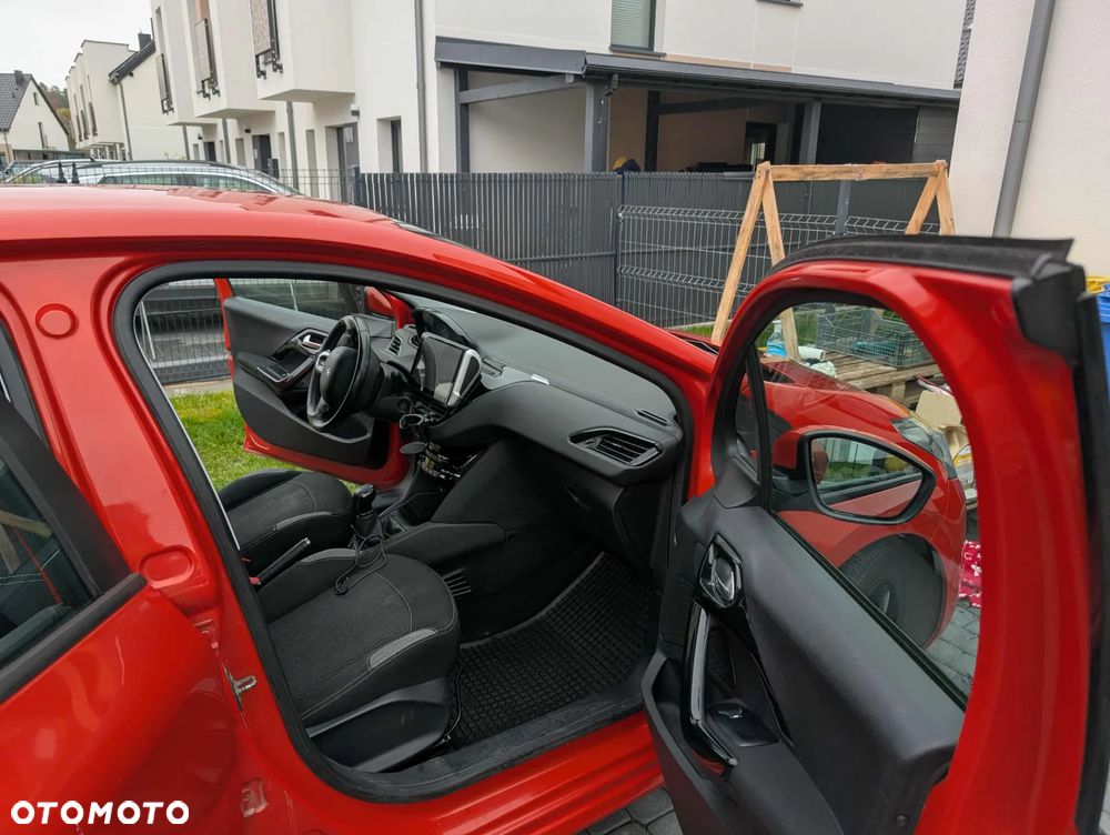 Peugeot 208 1.2 PureTech Active - 13