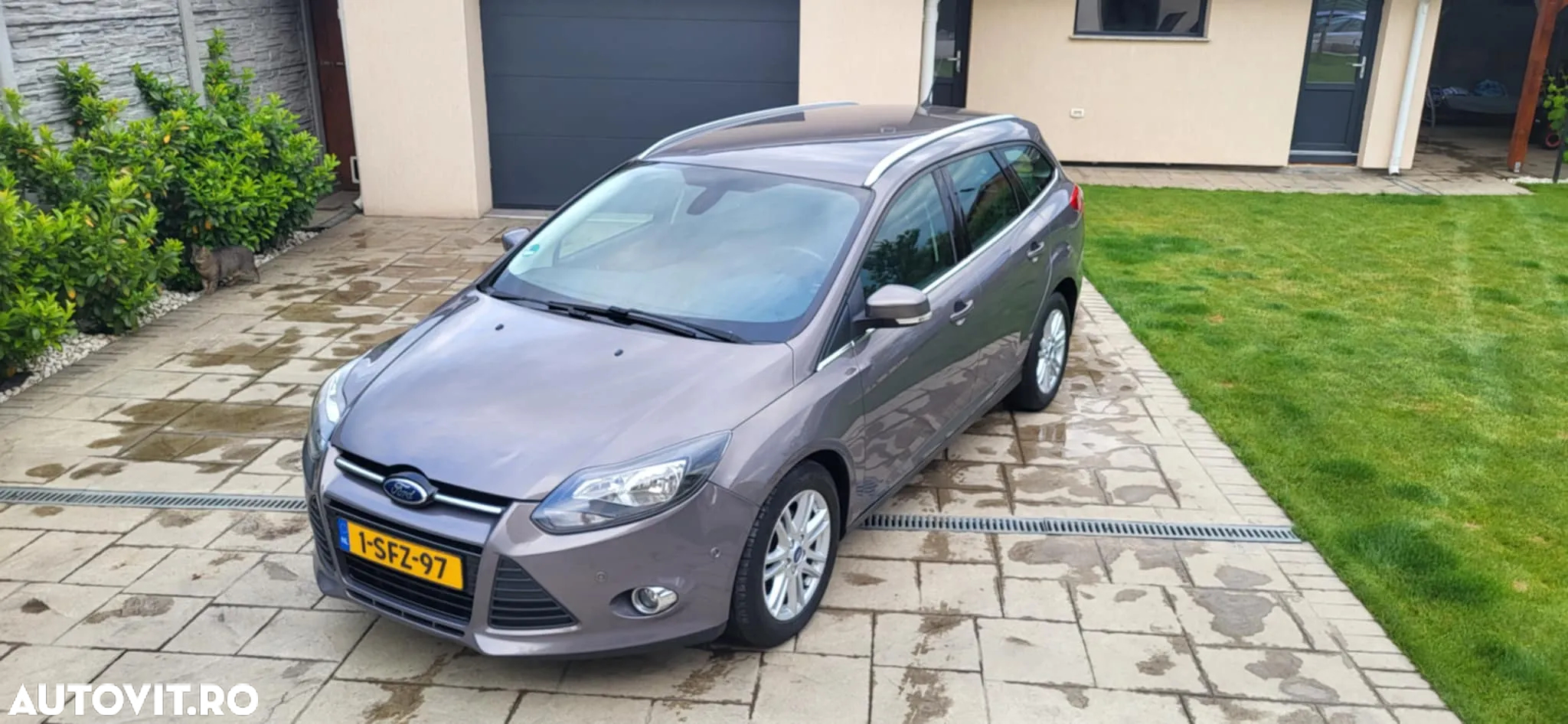 Ford Focus - 9