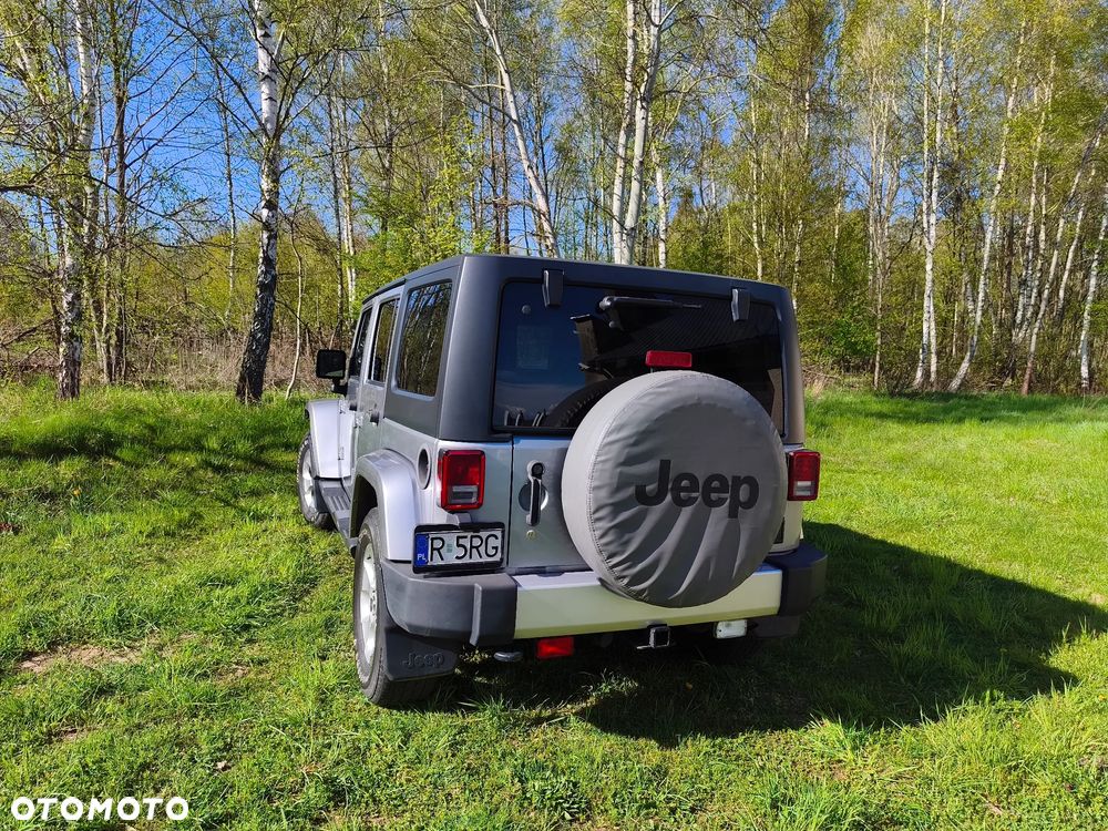 Jeep Wrangler Unlimited 3.6 Automatik Sahara - 3