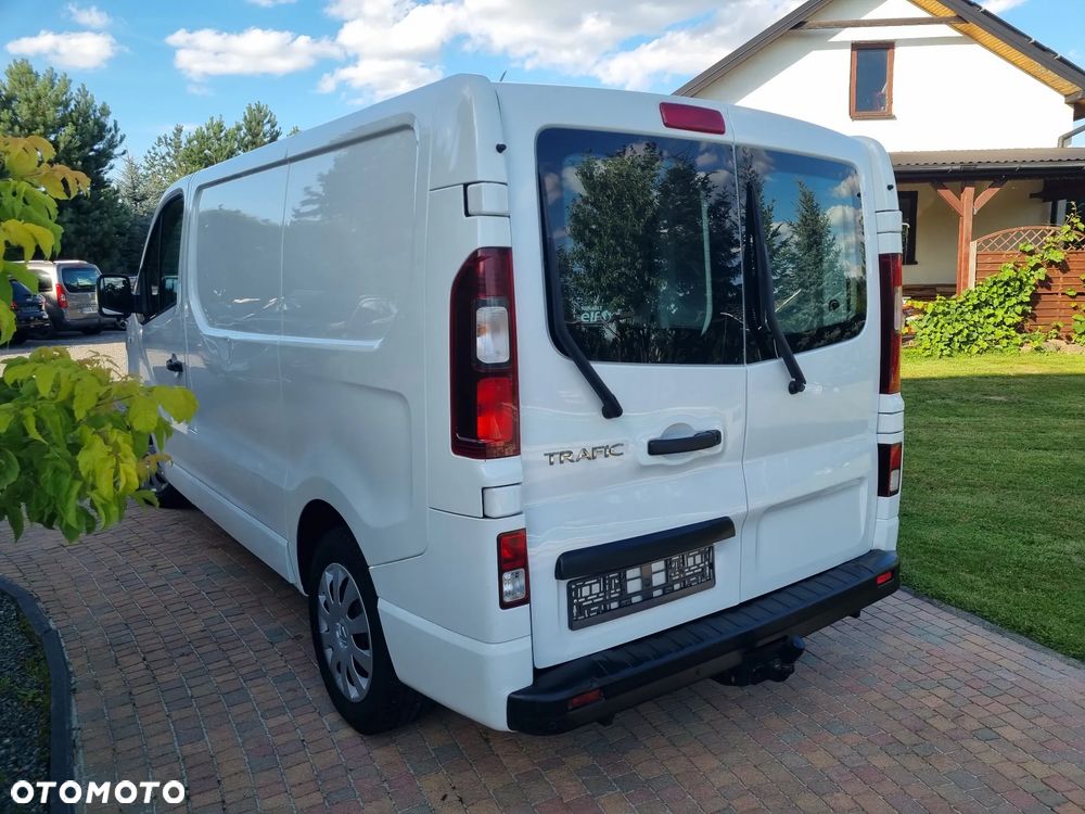 Renault TRAFIC - 4