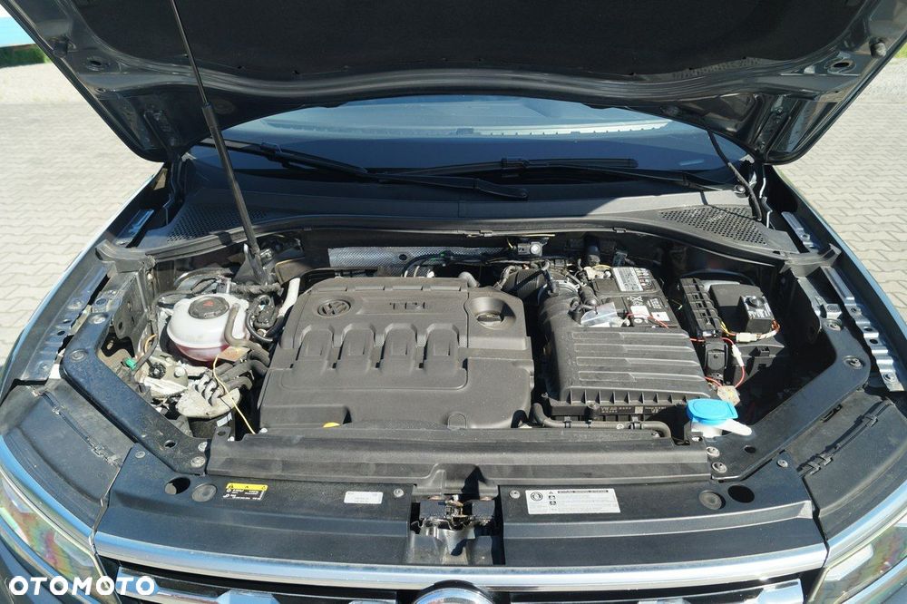 Volkswagen Tiguan Allspace - 19