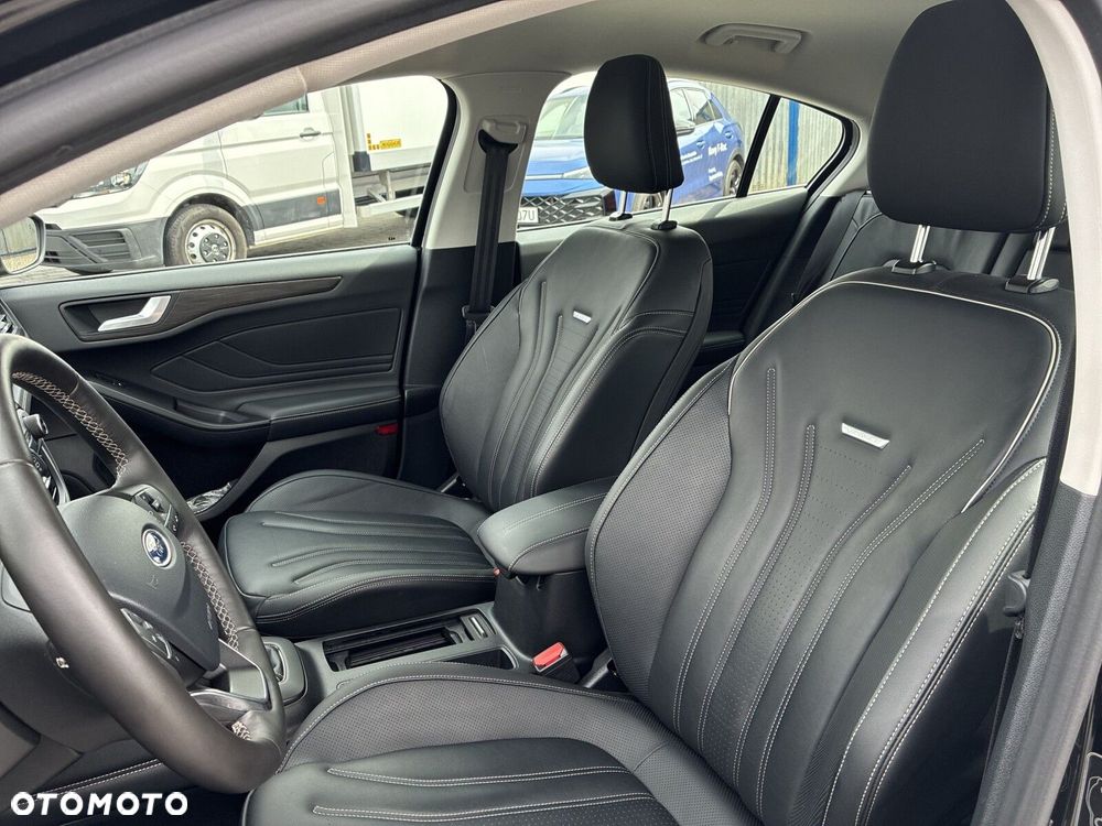 Ford Focus - 11