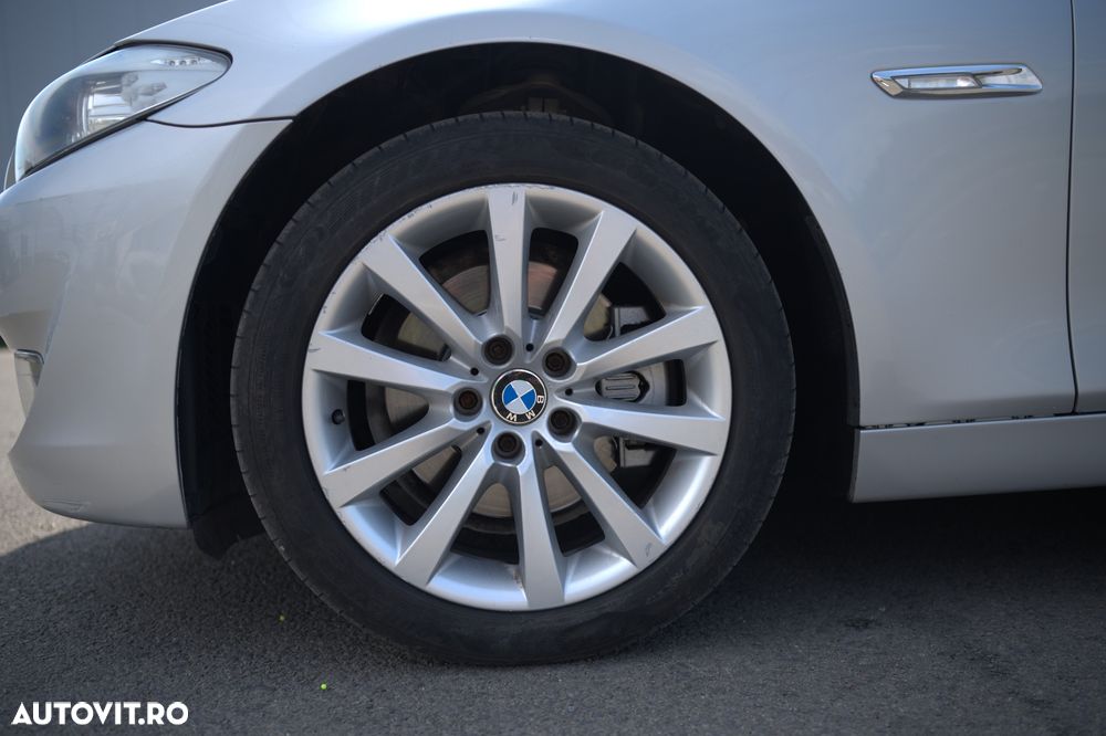BMW Seria 5 520d - 12
