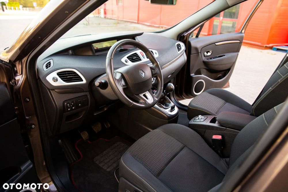 Renault Scenic TCe 130 Dynamique - 22