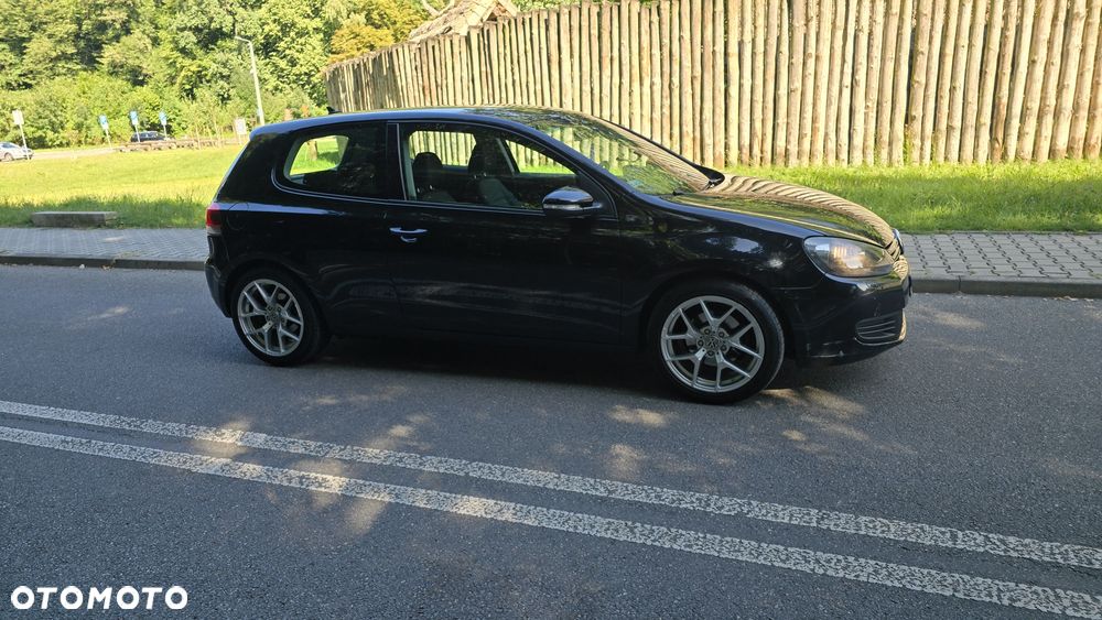 Volkswagen Golf - 2