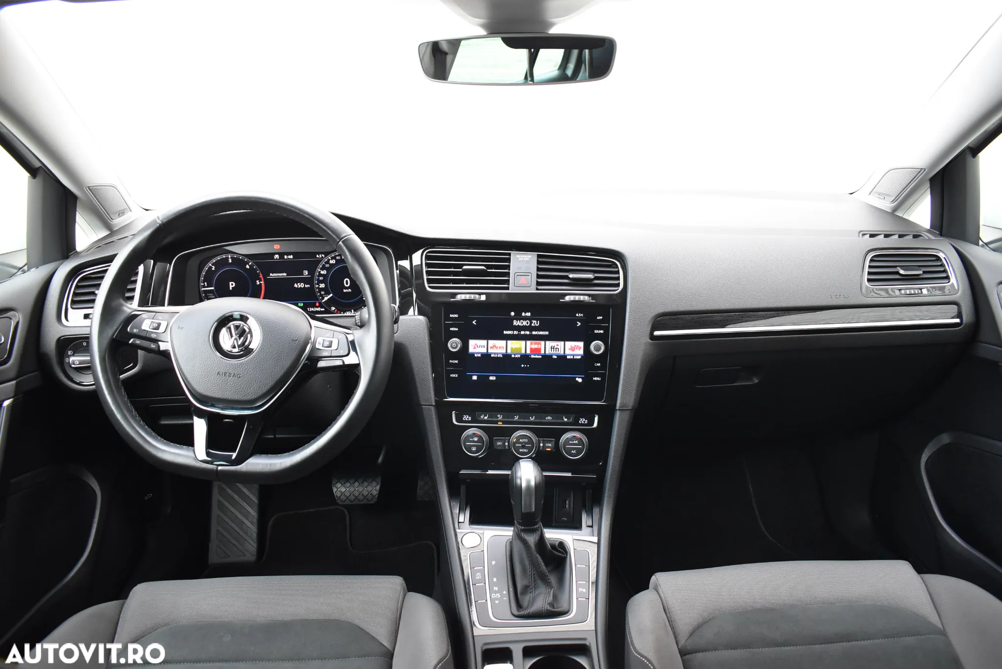 Volkswagen Golf Variant 2.0 TDI SCR DSG Highline - 27