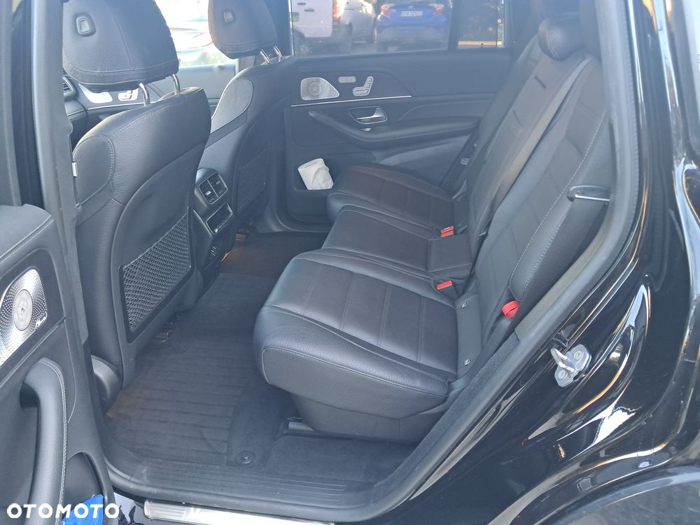 Mercedes-Benz GLS - 11
