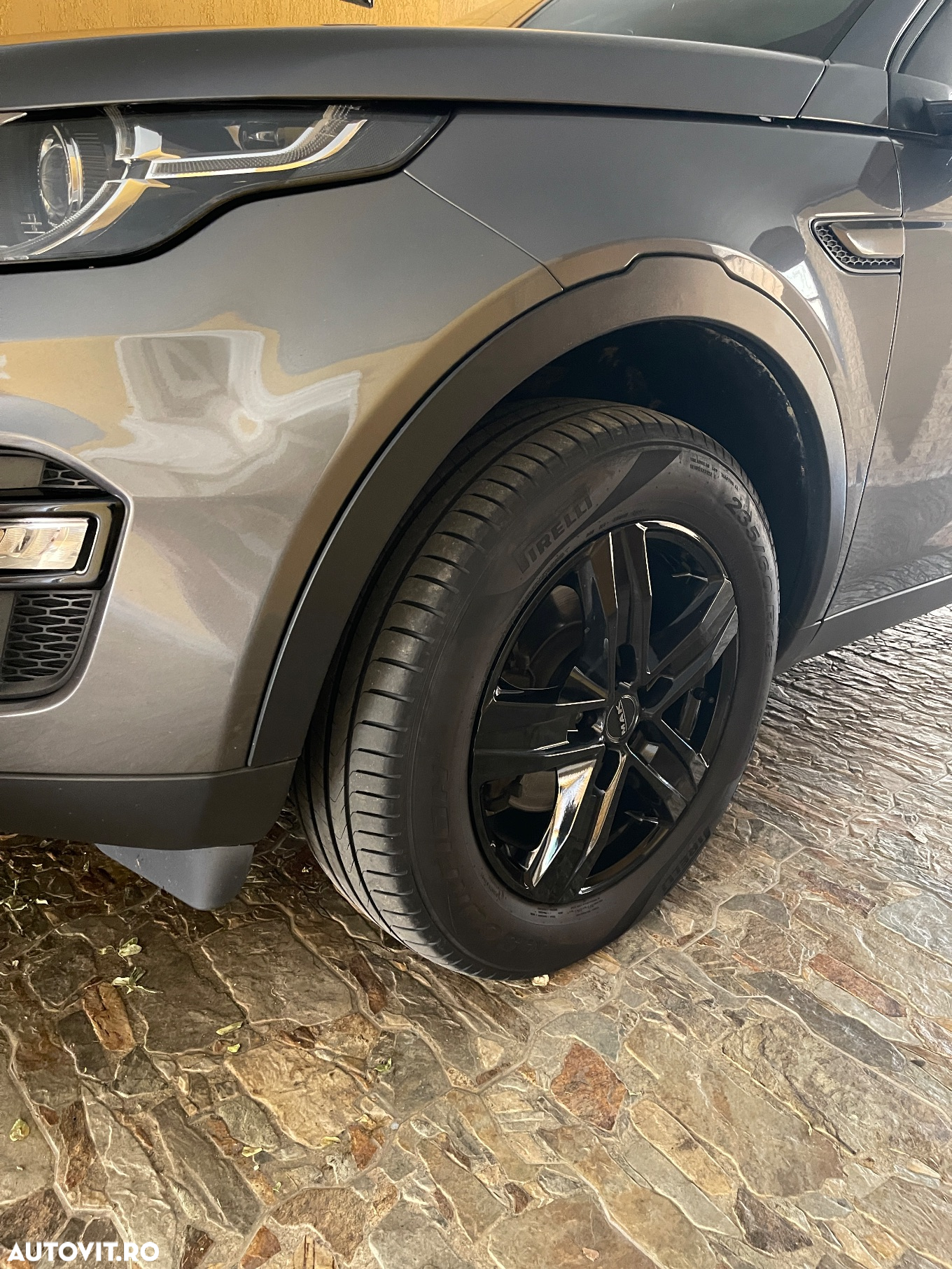 Land Rover Discovery Sport - 14