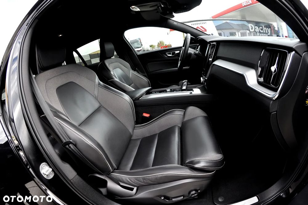 Volvo V60 B4 D Geartronic RDesign - 24