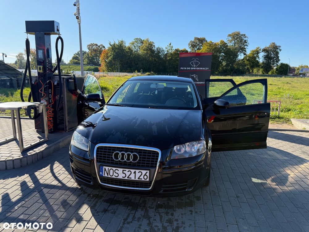 Audi A3 Sportback - 1
