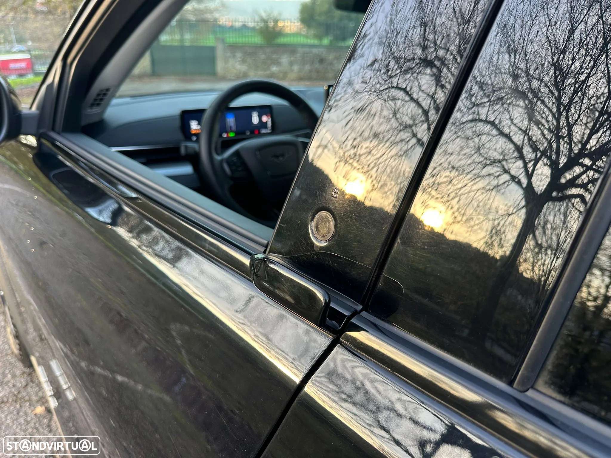 Ford Mustang Mach-E Standard - 22