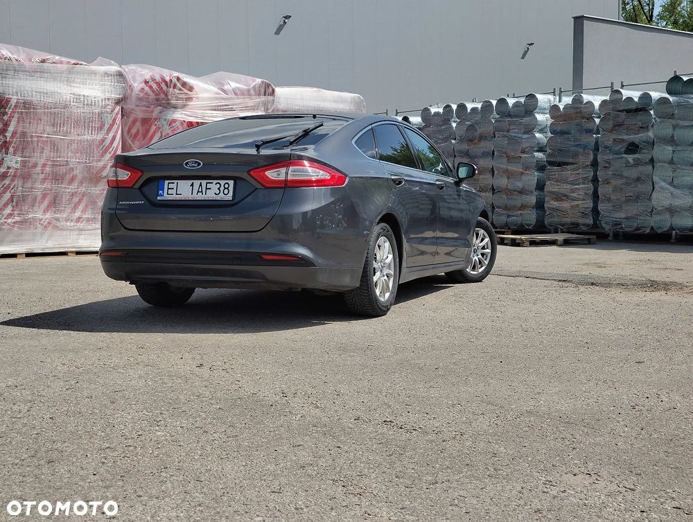 Ford Mondeo 2.0 TDCi Ambiente - 11