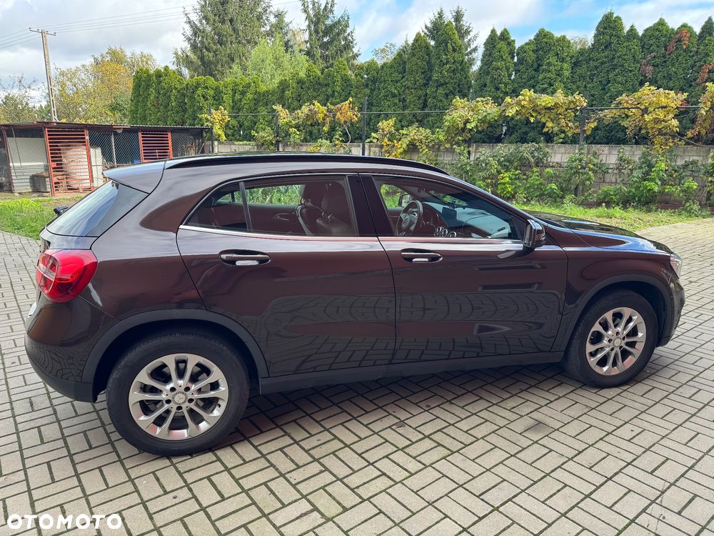 Mercedes-Benz GLA 200 (CDI) d 4-Matic - 6