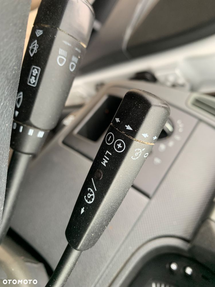 Mercedes-Benz Vito - 20