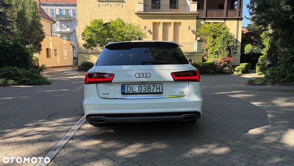Audi A6 Avant 2.0 TDI Ultra S tronic - 9
