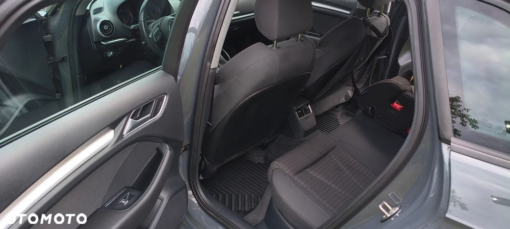 Audi A3 Sportback 1.6 TDI sport - 11