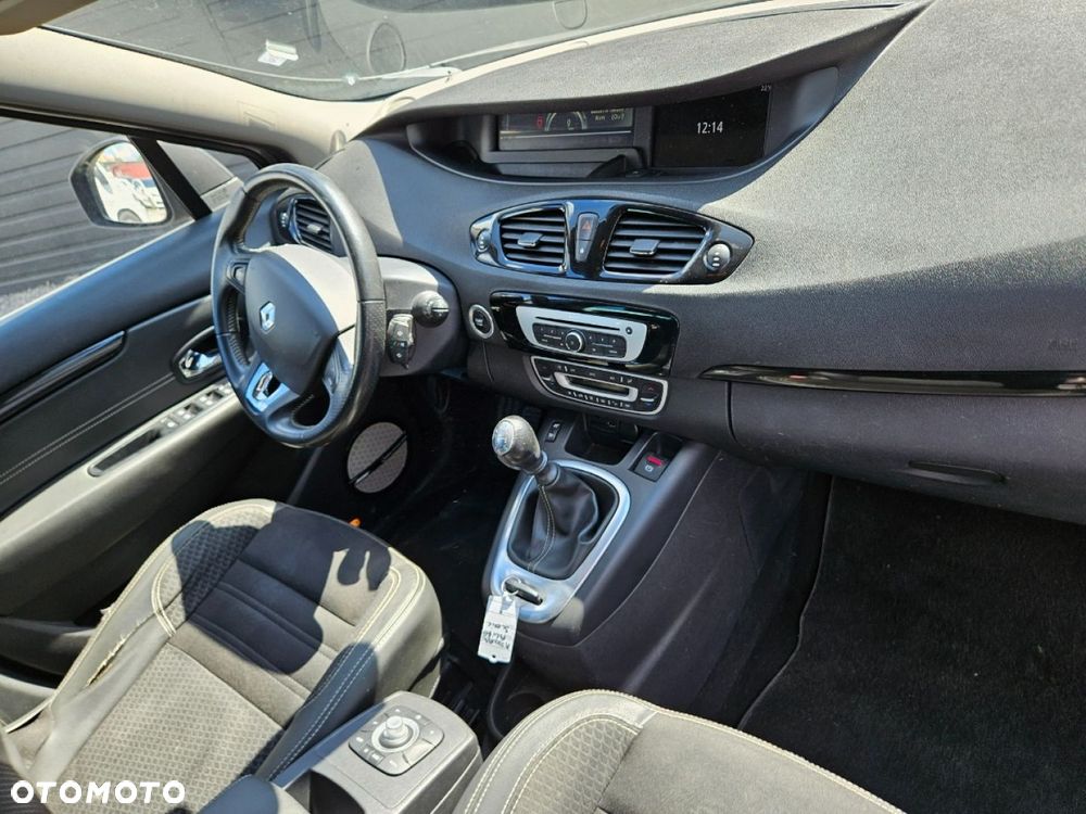 Renault Grand Scenic - 29