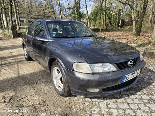Opel Vectra 2.0i Sport