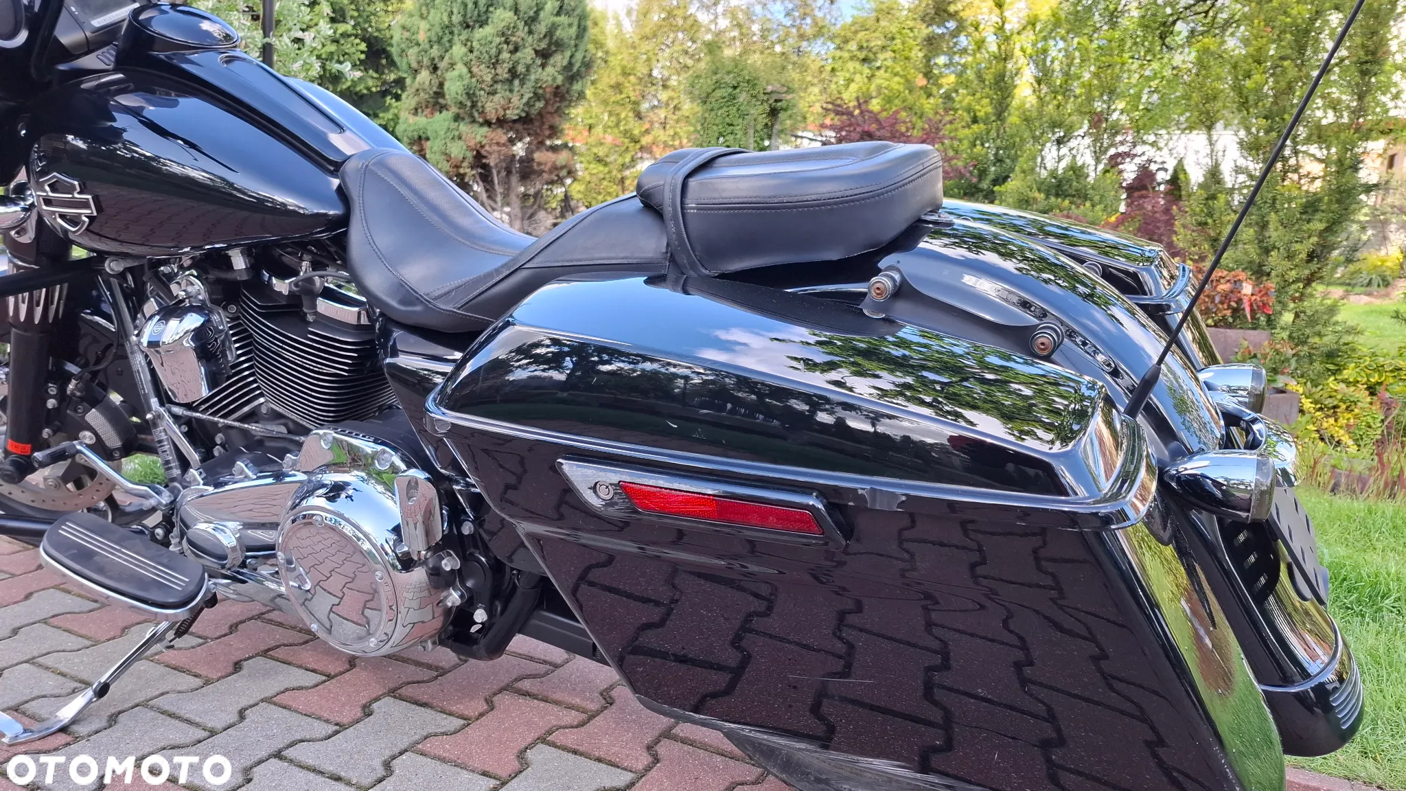 Harley-Davidson Touring Street Glide - 17