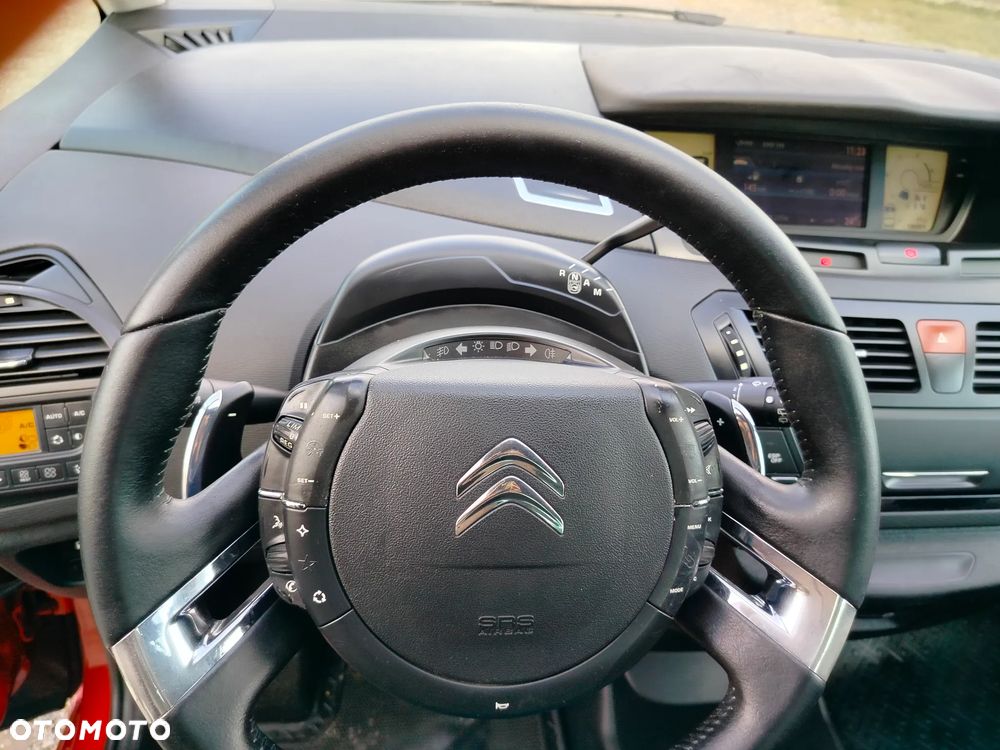 Citroën C4 Grand Picasso 1.6 e-HDi FAP EGS6 (7-Sitzer) Exclusive - 19