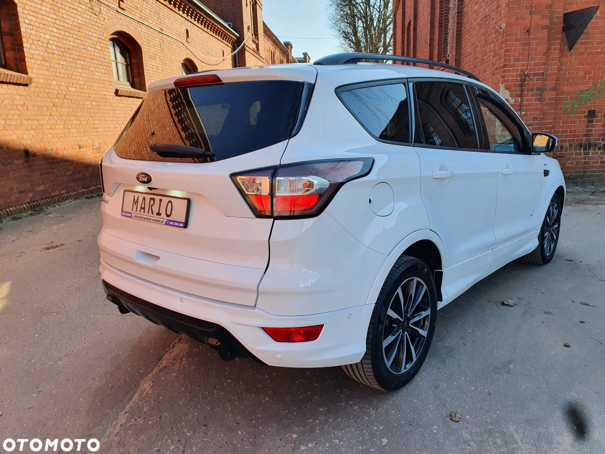 Ford Kuga 2.0 TDCi 4x4 ST-Line - 3