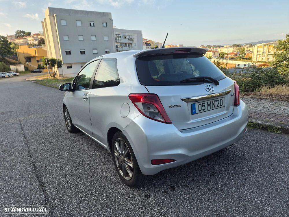 Toyota Yaris 1.4 D-4D ACtive+AC 99g - 9
