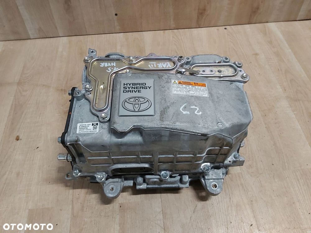 Toyota Yaris III INWERTER FALOWNIK 6tyś - 2