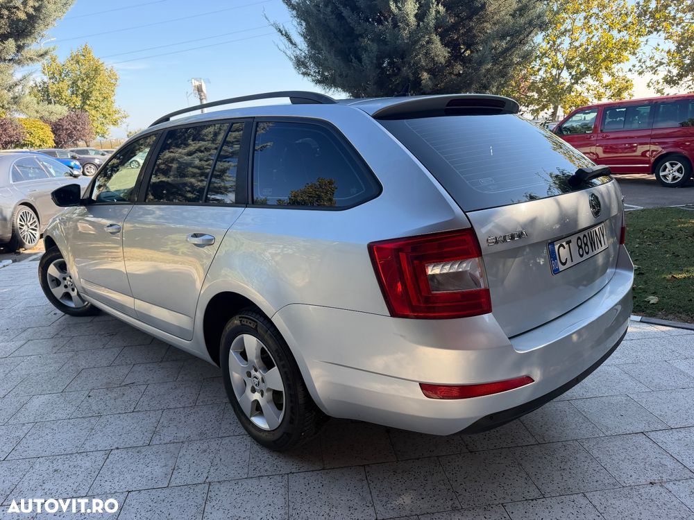 Skoda Octavia - 15