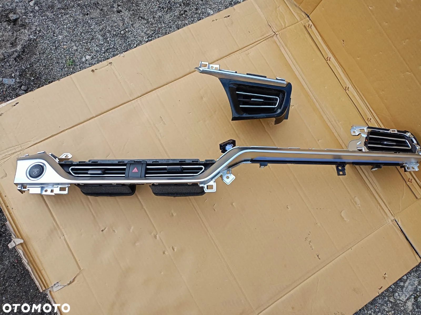 DEKOR LISTWA OZDOBNA KIA NIRO LIFT - 1