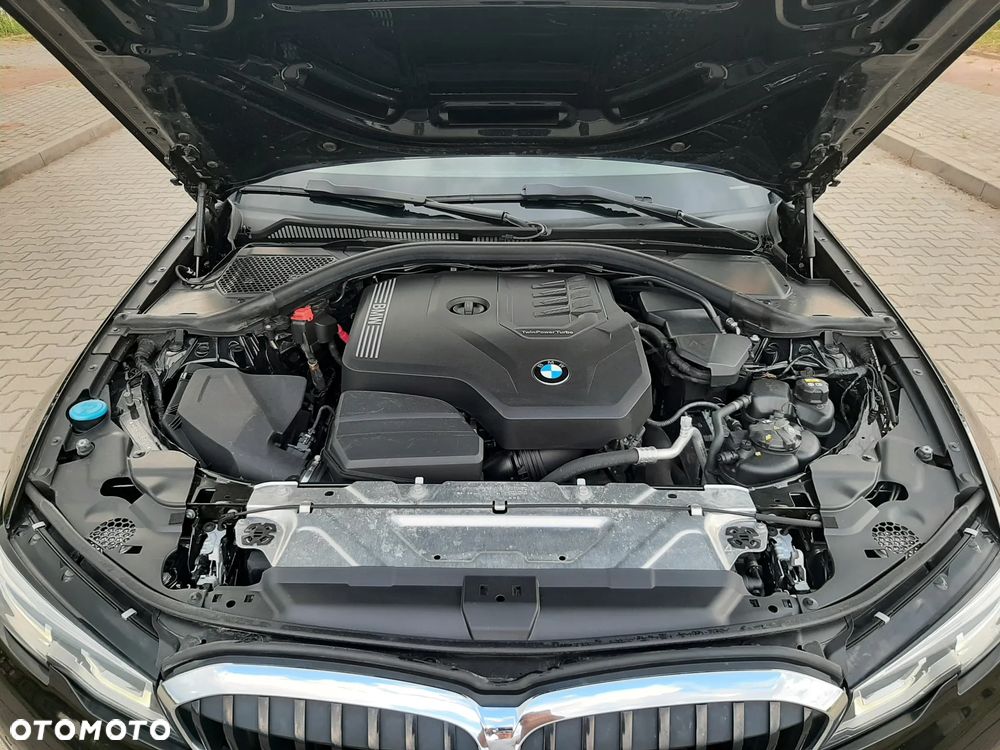 BMW Seria 3 - 16