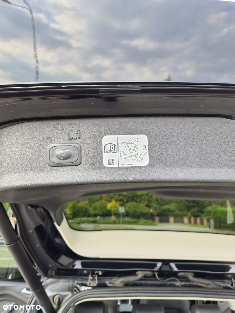 Ford Kuga - 21