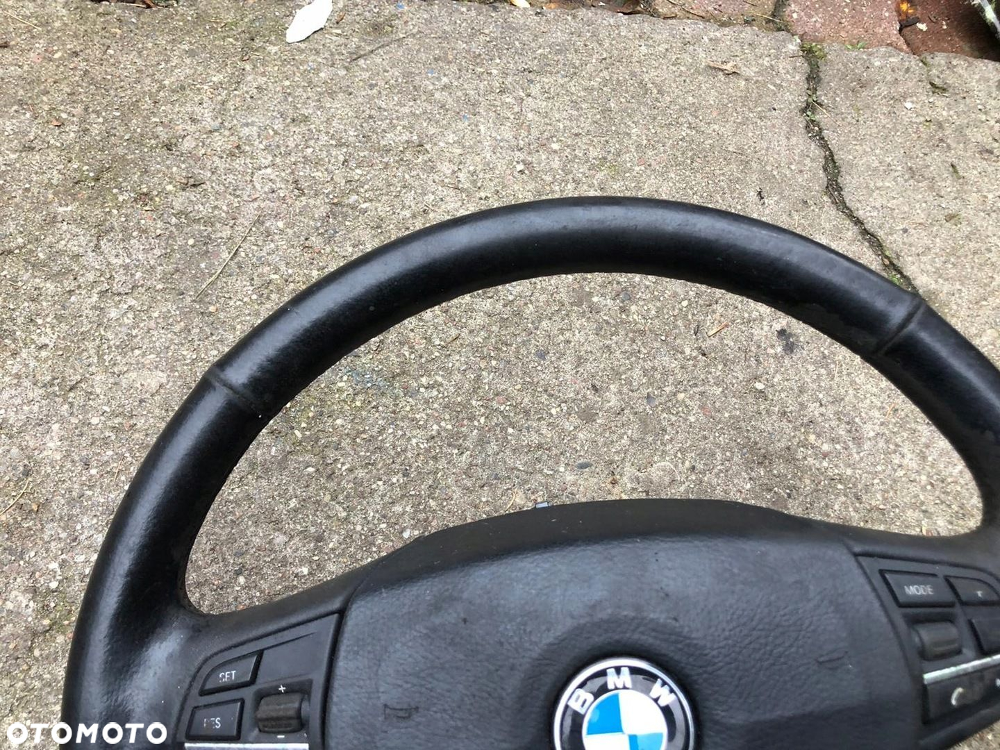 BMW F10 F11 KIEROWNICA Z PODUSZKĄ - 4