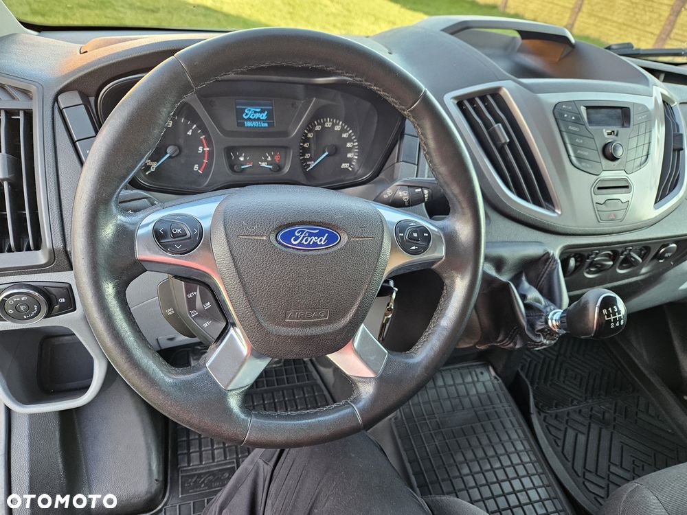 Ford Transit - 15